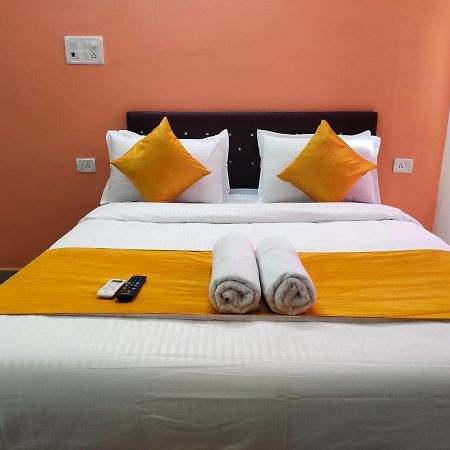 Om Baga Residency Otel Dış mekan fotoğraf